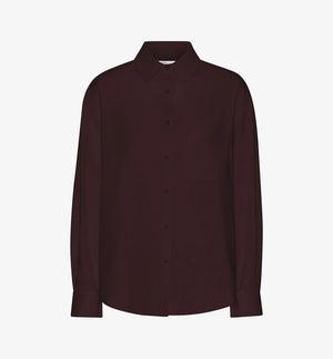 Oversized skjorta från Colorful standard i ekologisk bomull. Förtvättad.
Färg: Mörkröd/ Oxblood red
Material: 100 % ekologisk bomull