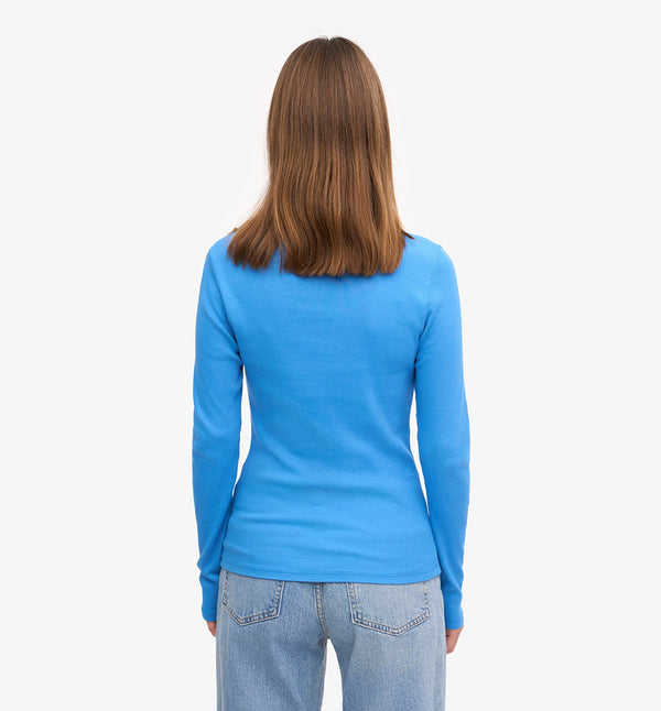 Ribbstickad långärmad t-shirt från Colorful standard i ekologisk bomull. Figurnära, lite tight modell. Förtvättad.
Färg: Stillahavsblå / Pacific blue
Material: 95 % ekologisk bomull, 5 % elastan. Vikt jersey 220g