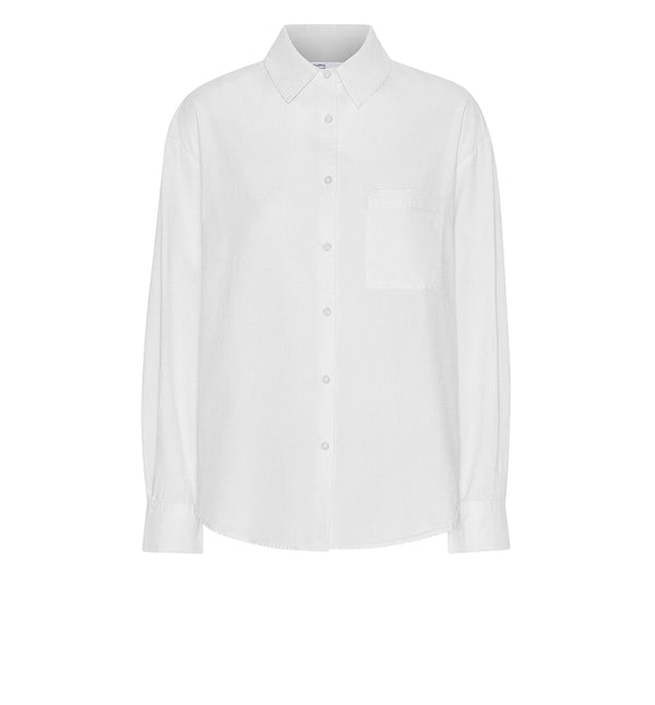 <p>Oversized skjorta från Colorful standard i ekologisk bomull. Förtvättad.<br data-mce-fragment="1"><br data-mce-fragment="1"><strong>Färg: </strong>Vit</p> <p><strong>Material:</strong> 100 % ekologisk bomull</p>