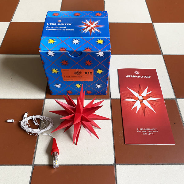 Ministjärna från Herrnhuter sterne. Moldavien star, röd. 13 cm