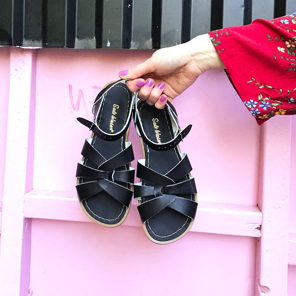 Salt water sandals Original black, svarta sandaler att bada i, dam