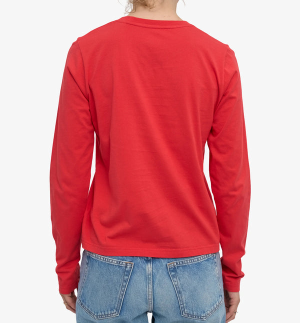 Långärmad t-shirt från Colorful standard i ekologisk bomull. Klassisk och avslappnad passform.

Färg: Mandarinröd / Red Tangerine

Material: 100 % ekologisk bomull.

Certifierad med:&nbsp; Miljövänlig färg - Oeko-Tex®, PETA Approved Vegan