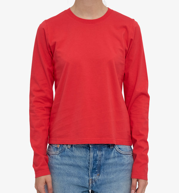 Långärmad t-shirt från Colorful standard i ekologisk bomull. Klassisk och avslappnad passform.

Färg: Mandarinröd / Red Tangerine

Material: 100 % ekologisk bomull.

Certifierad med:&nbsp; Miljövänlig färg - Oeko-Tex®, PETA Approved Vegan