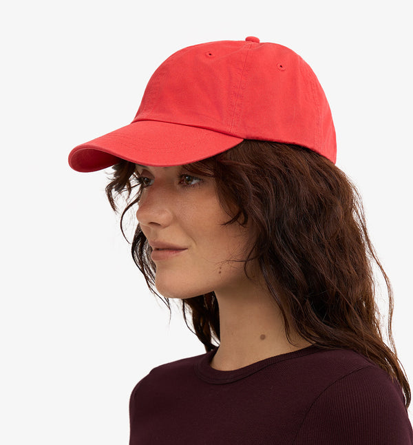 Keps från danska Colorful Standard! I 100% ekologisk bomull&nbsp;som ger en mjuk och bekväm känsla. Spänne bak för att reglera storlek. Onesize. Förtvättad.

Färg: Red Tangerine

Material: 100% ekologisk bomull