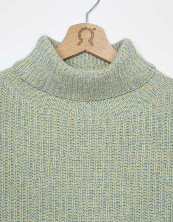 Rifò Gastone Neck Warmer Recycled Cashmere  Green Celadon