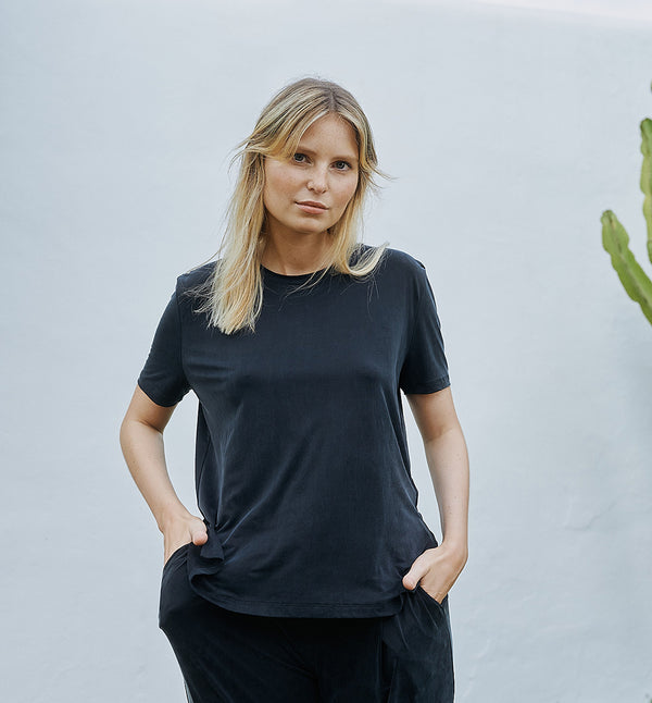 Moya Kala t-shirt Cupro Graphite