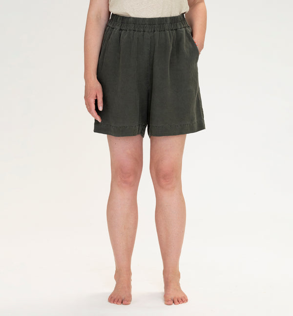 Muse Wear Thit Shorts Army