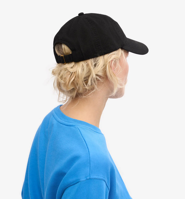Keps från danska Colorful Standard! I 100% ekologisk bomull&nbsp;som ger en mjuk och bekväm känsla. Spänne bak för att reglera storlek. Onesize. Förtvättad.

Färg: Svart

Material: 100% ekologisk bomull

Certifierad med: &nbsp;Miljövänlig färg - Oeko-Tex®, PETA Approved Vegan

Tillverkad i: Portugal