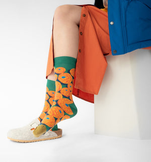 Strumpor från franska Bonne Maison. De är tillverkade av finaste egyptiska bomull och en dubbeltrådig elastan.&nbsp;

Färg: Smaragd, grön, orange.

Material: 90% bomull, 8% polyamid, 2% elastan

Skötselråd: 30/40 grader

Tillverkad i: Portugal