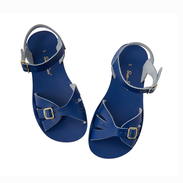 Sandaler från det amerikanska märket Salt-Water Sandals. Modellen heter Boardwalk och har en mjuk och kraftig sula som gör den extra skön. koboltblå